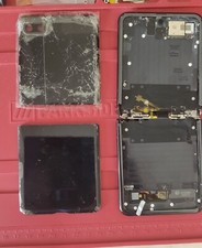 Samsung Galaxy Z Flip - SM-F700F/DS - 256GB-Black( Parti Di Ricambio Non Funzion