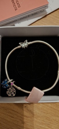 Bracciale pandora con charms - pandora,