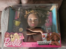 Barbie Color & Style Deluxe