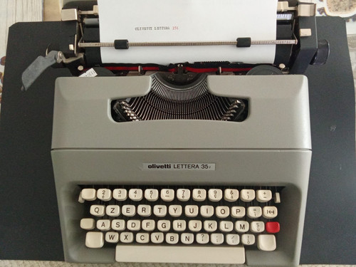 Macchina scrivere olivetti - da,