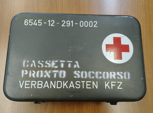 Cassetta pronto soccorso - cassetta,