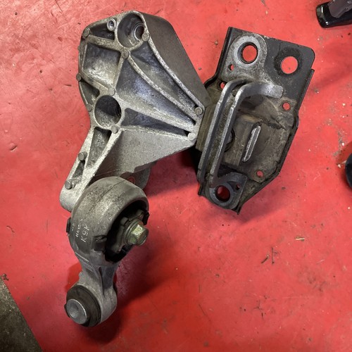 Supporto motore nissan qashqai - nissan,