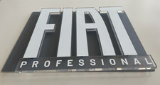 Insegna FIAT Professional bianco su metacrilato trasparente cm.36,5 - ORIGINALE