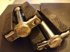 Coppia di pedali vintage