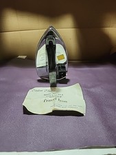 Ferro da stiro elettrico