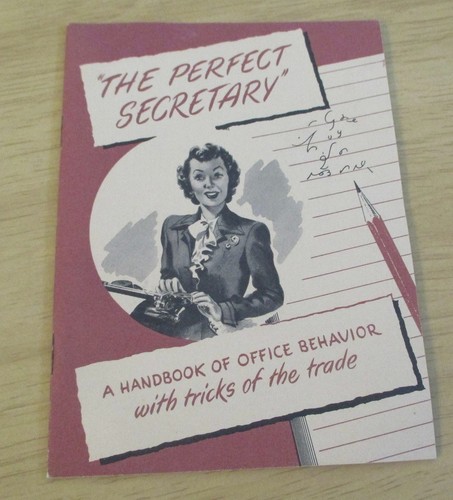 Vtg 1945 wwii era - 1945, perfect