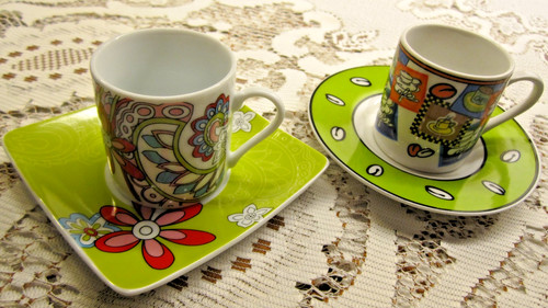 Due graziose tazzine - , da