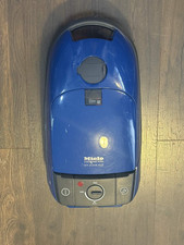 MIELE Canister Vacuum Air