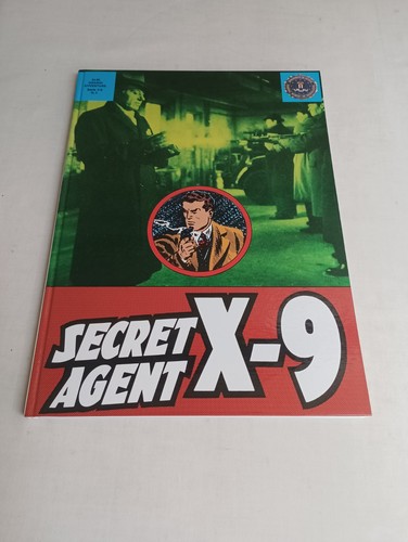 Secret agent 4 - agent, n.