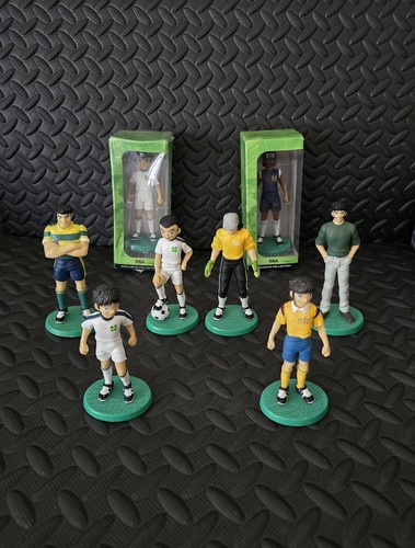 Action figure holly - action,
