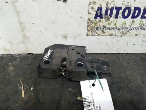 Blocchetto cofano motore