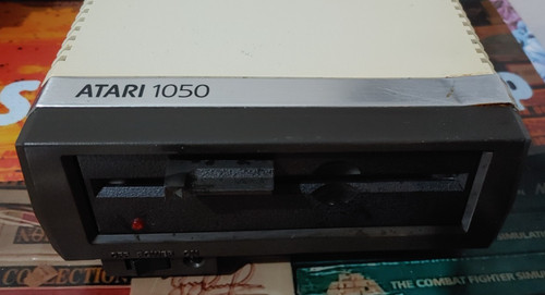 Atari 1050 diskdrive - 1050,