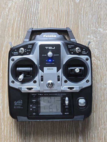 Futaba t6j 4ghz - 2.4ghz, s-fhss