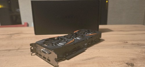 Graphic card gigabyte geforce - card,