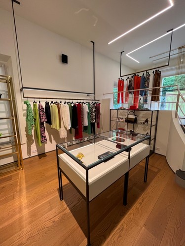 Arredamento per negozio - arredamento,