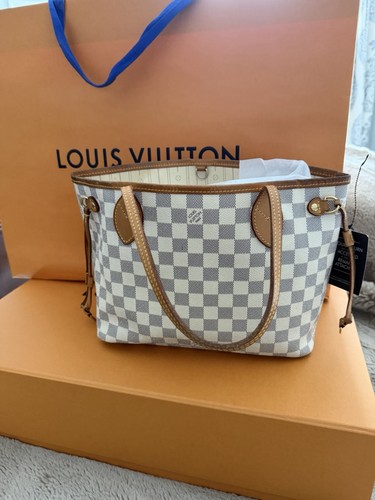 Authentic louis vuitton - louis,