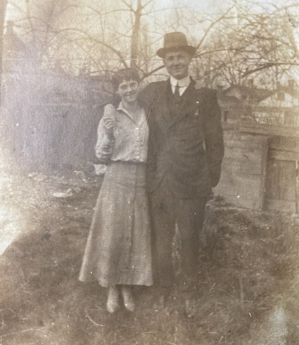 1914 213 van - burden, st