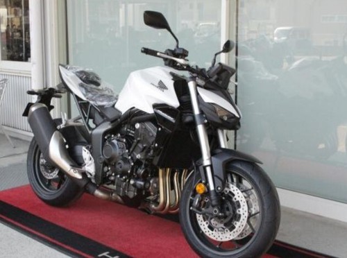 Honda cb1000 hornet 2025 - honda,