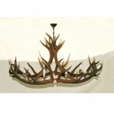 Lampadario con vere corna di