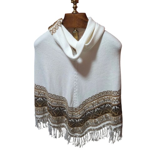 Poncho in maglia - e.i.r.l.,