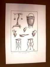 Treppiedi, vasi e lampade