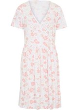 Abito in maglia con volant e