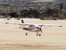 FMS 1500Mm Cessna 182 con