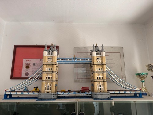 Lego tower bridge - tower,