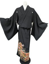 Kimono giapponese nero