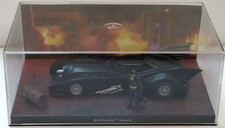 TM & DC COMICS  BATMAN AUTO