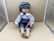 Bambola in vinile bambola