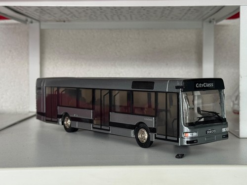 Modellino bus iveco - bus,