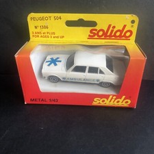 Vintage Solido 1/43 Peugeot 504 n.1306 ambulance avec boite