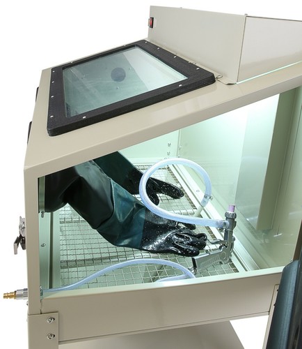 Cabina sabbiatrice 220 litri
