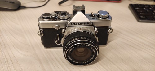 Olympus zuiko 28mm f3 5 - +, f3.5