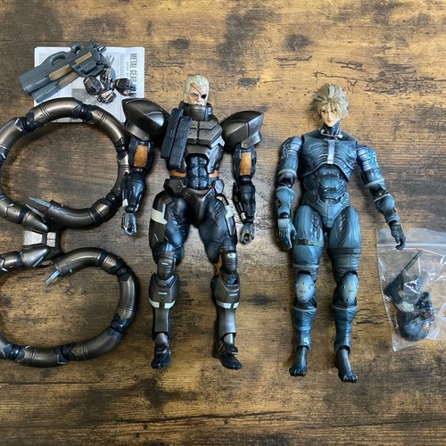 Play arts kai solidus snake - kai,
