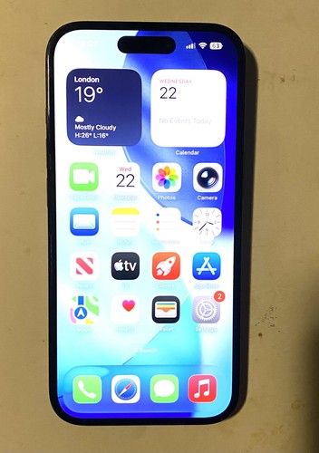Apple iphone 128gb - 15,