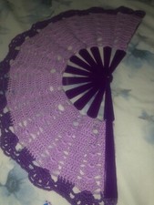 Ventaglio all'uncinetto realizzato a mano