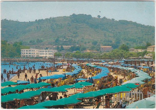 Scauri latina la spiaggia - scauri,