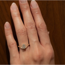 Anello con diamanti taglio