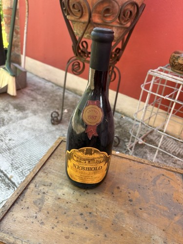 Vino nebbiolo poderi scavino - poderi,
