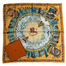 HERMÈS Carre 90 Silk Scarf