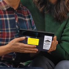 Adattatore per cassette VHS a