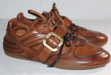 Sneakers basse nuove senza