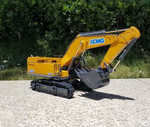 Escavatore idraulico grande
