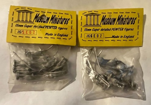 Due miniature vintage da - (2),