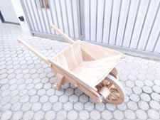 carriola in legno di castagno