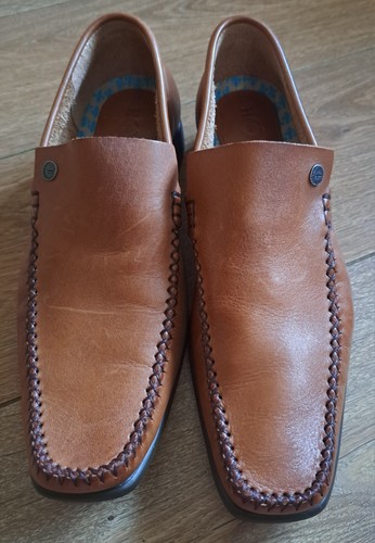 Henri lloyd leather brown slip