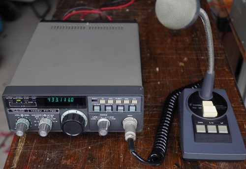 Radioamatore yaesu 780 uhf - radioamatore, ft-780