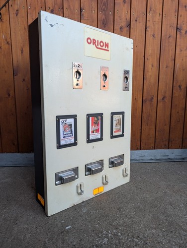 Vintage kondomautomat - vintage, in
